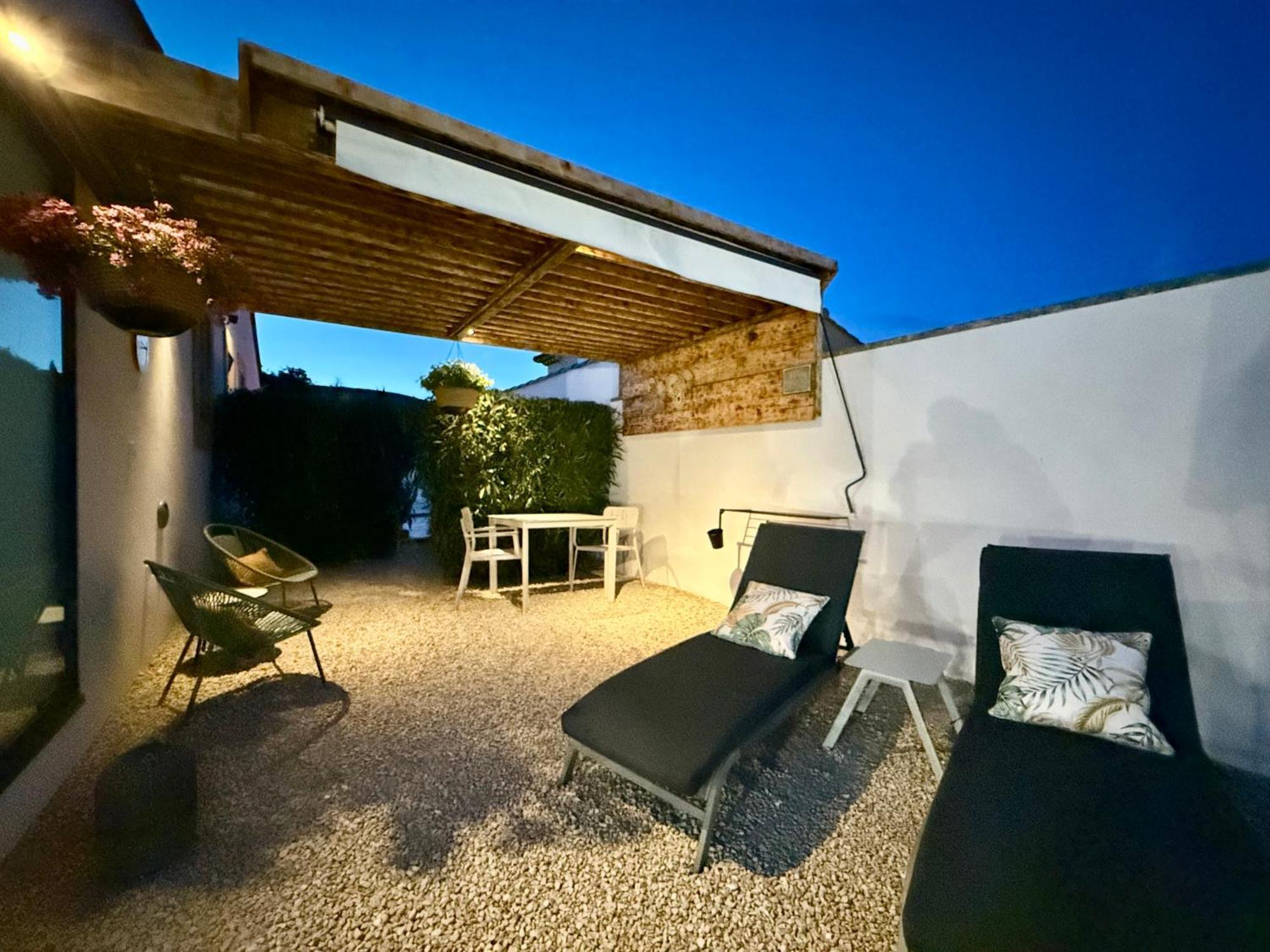 Une Nuit En Luberon Puyvert Dış mekan fotoğraf